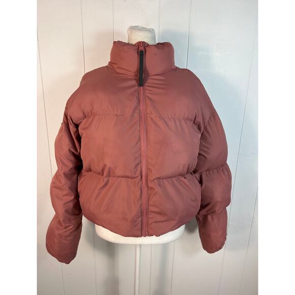 Fabletics Wander Cropped Puffer Jacket Coat Womens XS Cherry Mocha - Picture 2 of 7